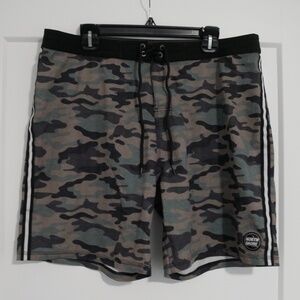 North Shore Mens Camo Boardshorts NWOT~